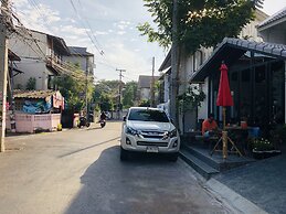 Baan Lung Poshtel - Hostel