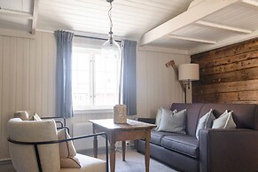 Nusfjord Village & Resort