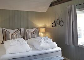 Nusfjord Village & Resort