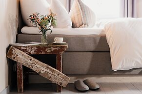 Nusfjord Village & Resort