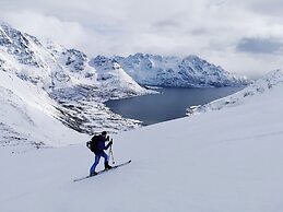 Nusfjord Village & Resort