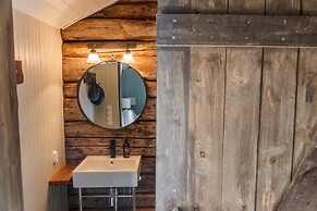 Nusfjord Village & Resort