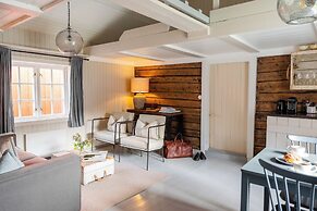 Nusfjord Village & Resort