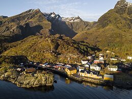Nusfjord Village & Resort