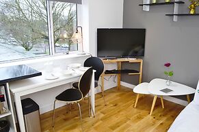 MediaHub Apartment 2