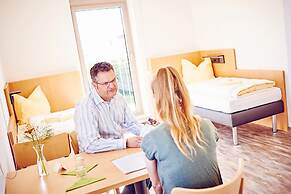 DJH Jugendgästehaus JBB Bielefeld - Hostel