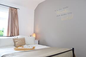 No 40, 5 beds, sleeps 7