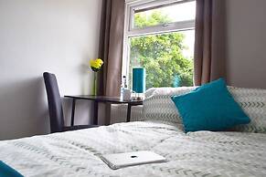 No 40, 5 beds, sleeps 7