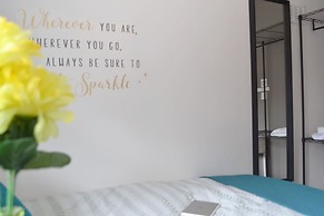 No 40, 5 beds, sleeps 7