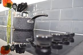 No 40, 5 beds, sleeps 7