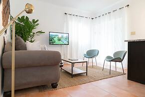 Renovated Apt.Walk to Marley Museum