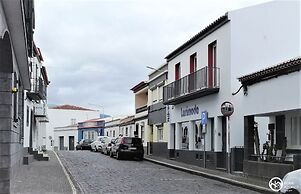 Home Azores - Lagoa's Place