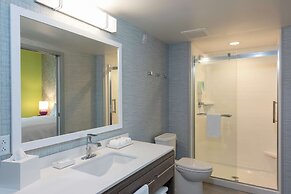 Home2 Suites by Hilton Indianapolis Airport