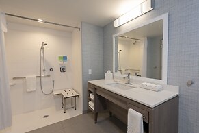 Home2 Suites by Hilton Indianapolis Airport