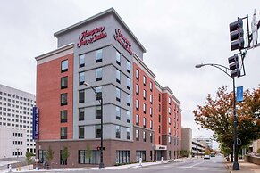 Hampton Inn & Suites Winston-Salem Downtown