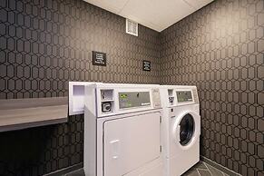 Hampton Inn & Suites Winston-Salem Downtown