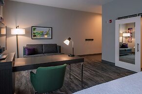 Hampton Inn & Suites Winston-Salem Downtown