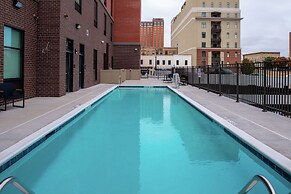 Hampton Inn & Suites Winston-Salem Downtown