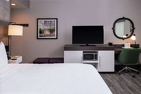 Hampton Inn & Suites Winston-Salem Downtown