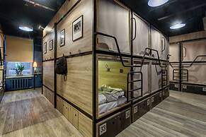 4U Capsule Hotel