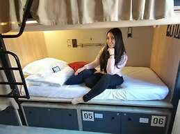 4U Capsule Hotel