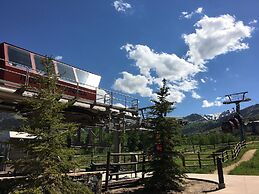 Miners Club by Canyons Village Rentals