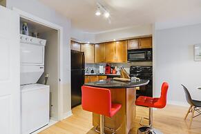 AOC Suites - Heart of Downtown  Condo