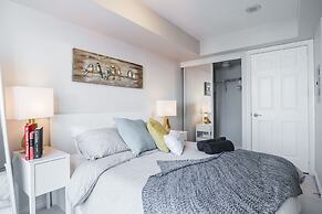 AOC Suites - Heart of Downtown  Condo