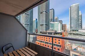 AOC Suites - Heart of Downtown  Condo