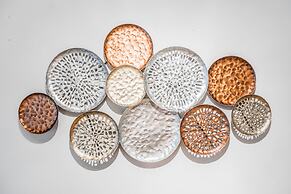 AOC Suites - Heart of Downtown  Condo