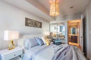 AOC Suites - Heart of Downtown  Condo