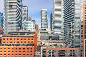 AOC Suites - Heart of Downtown  Condo