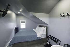 Serene Niagara Inn