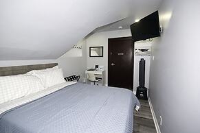 Serene Niagara Inn
