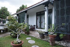 OYO 244 Griya Cemara Homestay