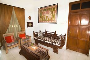 OYO 244 Griya Cemara Homestay