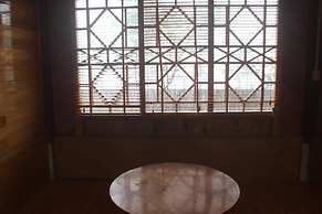 H'mong Home Mountain View