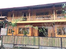 H'mong Home Mountain View