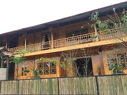 H'mong Home Mountain View