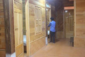 H'mong Home Mountain View