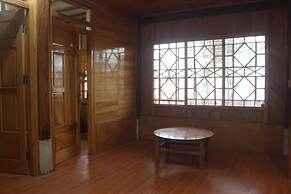 H'mong Home Mountain View