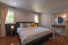 The Mellow Pillow at Chiang Mai Gate