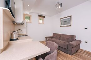 Villa Royal Apartments