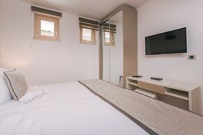 Villa Royal Apartments