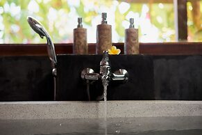 Kawan Antique Ubud Villa