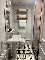 Hartford Hall on School Lane