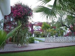 Hotel Baia Dei Faraglioni