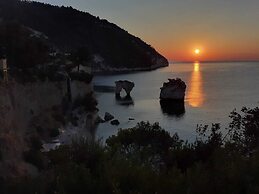 Hotel Baia Dei Faraglioni