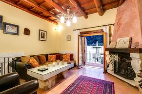 Ifigenia Theriso Village