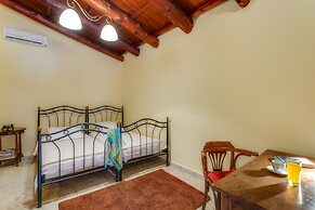 Ifigenia Theriso Village